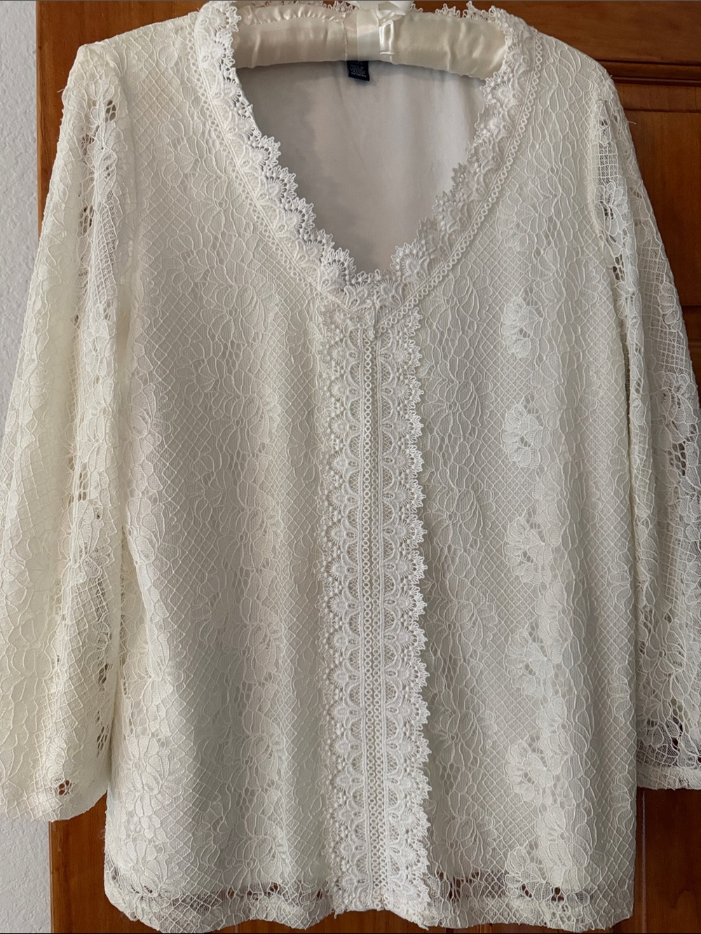 Cable & Gauge Cream Lace Blouse